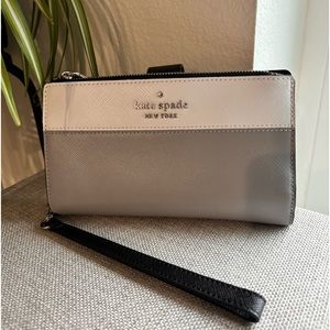 Kate Spade wallet with internal phone pocket